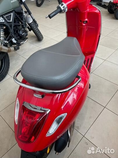 Скутер Piaggio Vespa Primavera 50 Красный