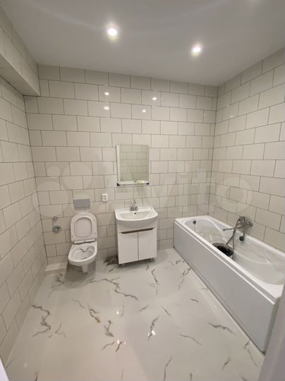 3-к. квартира, 67 м², 6/16 эт.