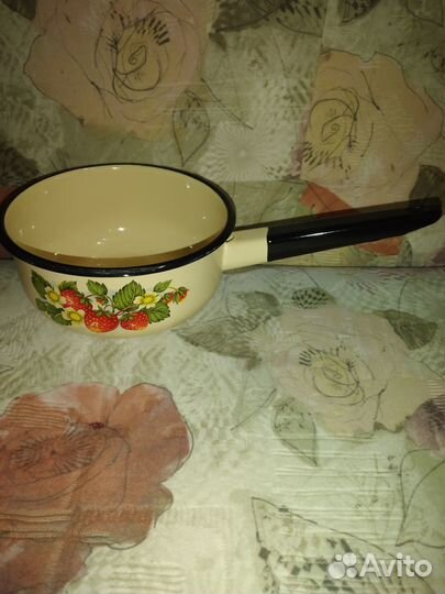 Ковшик эмалированный с крышкой, клеймо сибт