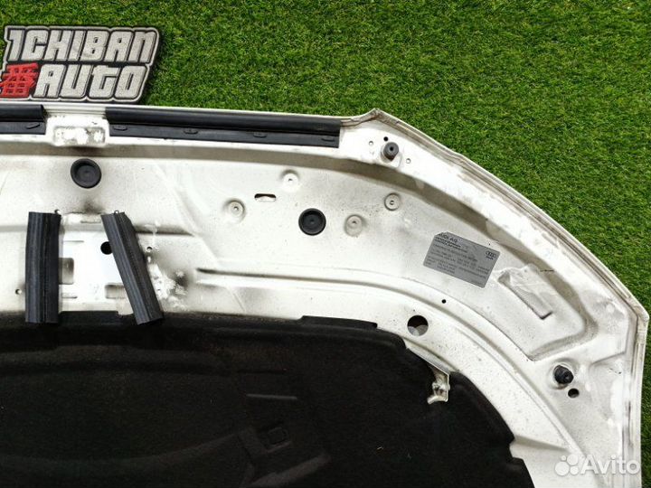 Капот Audi A4 8K2 caeb 2011