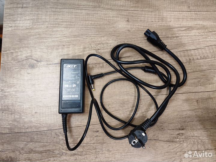 Блок питания для ноутбука