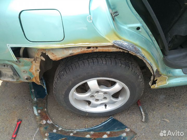 Арки задние пара forester sg5 2002