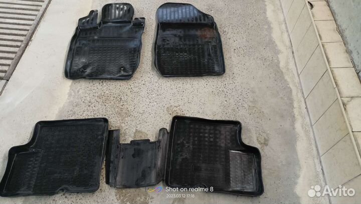 Коврики в салон renault logan