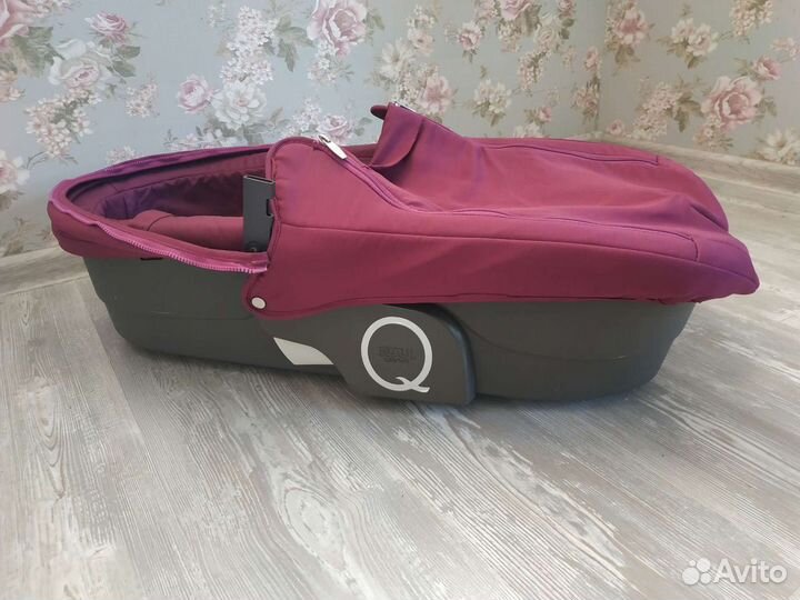 Коляска stokke