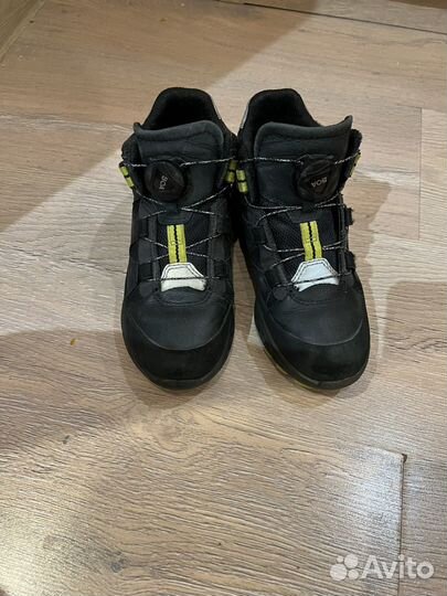 Кросовки ecco на мальчика размер 31