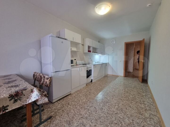 2-к. квартира, 95 м², 9/14 эт.