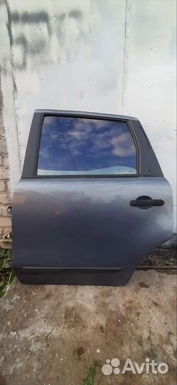 Дверь передняя задняя левая и задняя Nissan note