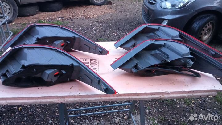 Задний левый фонарь Hyundai Solaris