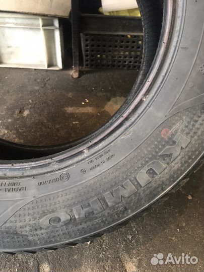 Kumho I'Zen Stud Snow KW11 225/65 R17