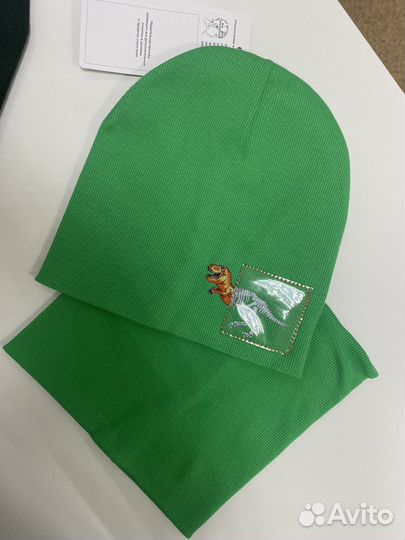 Шапка со снудом комплект новый 48-50, 2-4 года