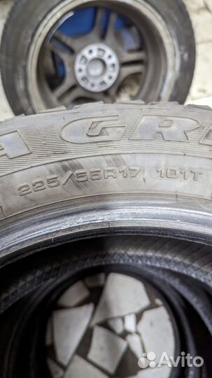 Goodyear UltraGrip Ice 3 225/55 R17 101T