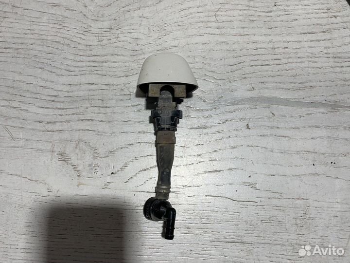 Nissan Patrol Y62 Форсунка омывателя фар