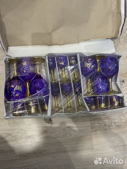 Набор бокалов для вина