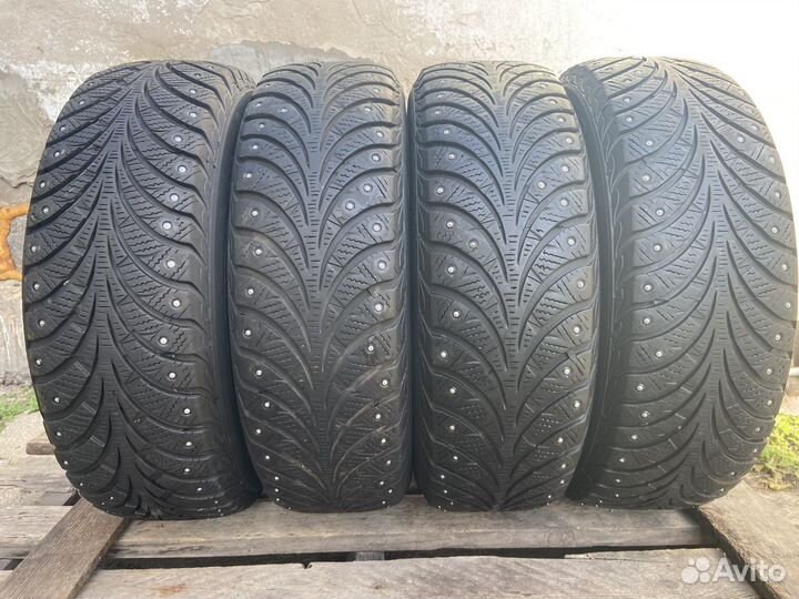 Sava Eskimo Stud 185/65 R15 88T