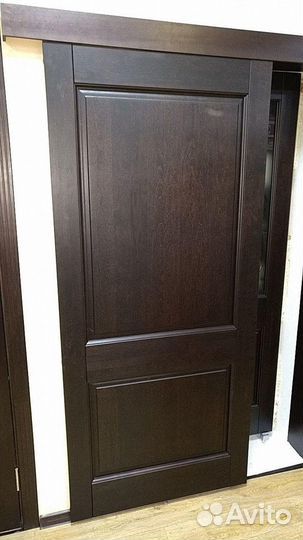 Двери межкомнатные из массива