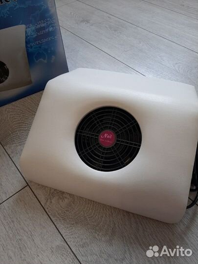 Пылесос для маникюра новый