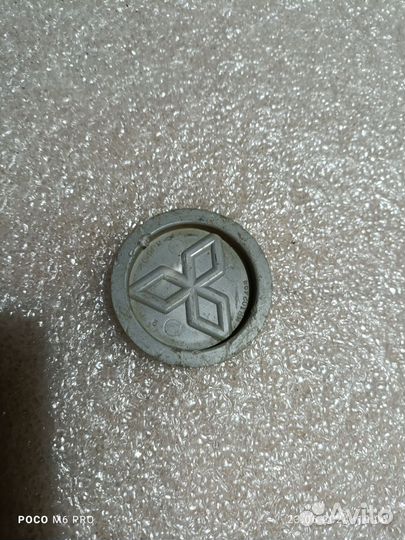 Колпачок колесного диска Mitsubishi