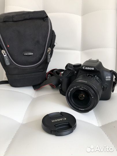 Зеркальный фотоаппарат Canon 1300