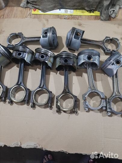 Поршень шатун крайслер 2,4 EDZ