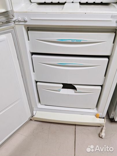 Холодильник stinol