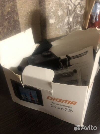 Экшн камера digma DiCam 235