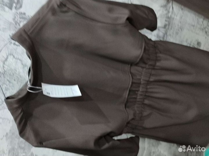 Платье с биркой