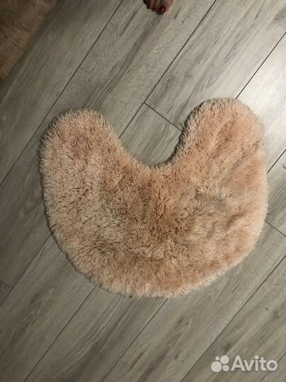 Коврики для ванной и туалета