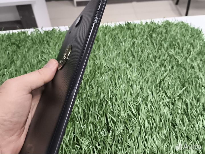 Samsung sm t561