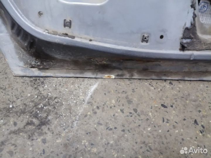 Дверь ваз 2112