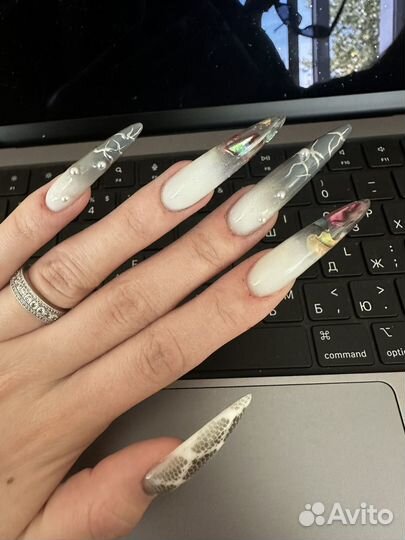 Маникюр наращивание