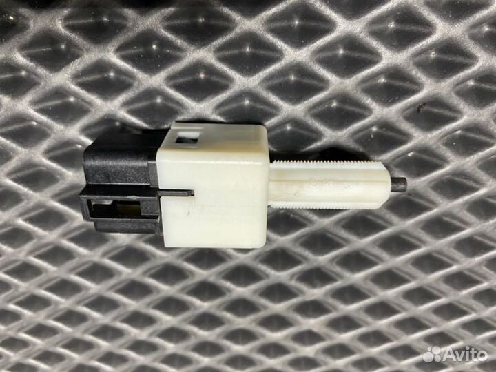 Датчик стоп сигнала Honda Civic FD(4Д) 2006-2011Гв