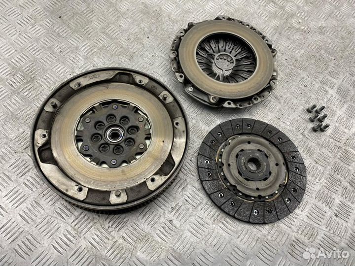 Маховик BMW 1 E81/E82/E87/E88 рест. 2008