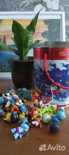 Игрушки из под киндер сюрпризов