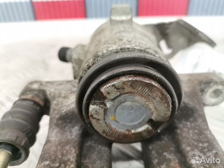 Суппорт задний правый для Audi A3 8L 1J0615424H