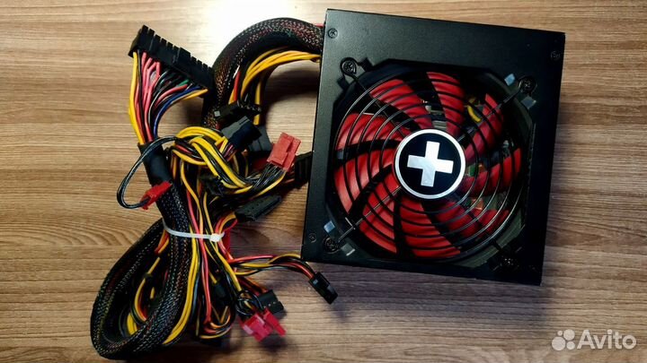 Блок питания Xilence 830W 80+ Bronze