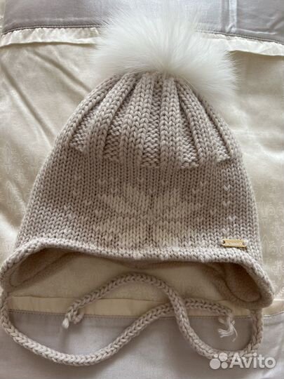 Шапка для девочки шерстяная