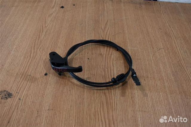 Тросс открывания капота Renault Megane хетч K4J