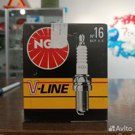 Свеча зажигания Mercedes w202 1.8 1996