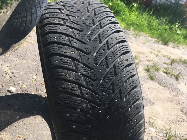 Nokian Tyres Hakkapeliitta 8 225/55 R17
