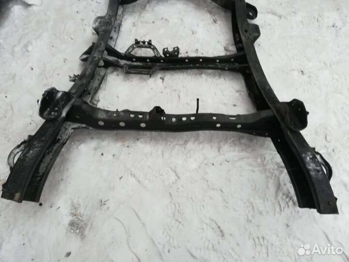 Рама задняя часть Toyota Tundra USK51L 3urfe 2007