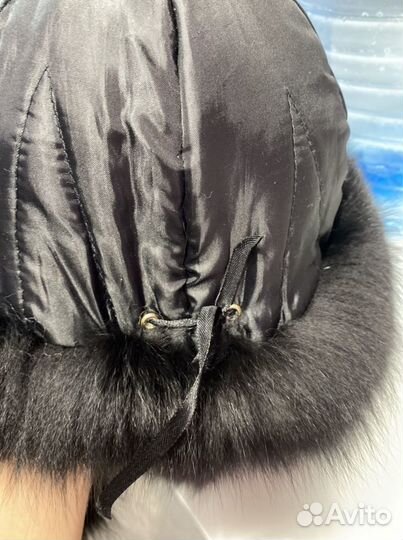 Шапка ушанка кожаная с песцом