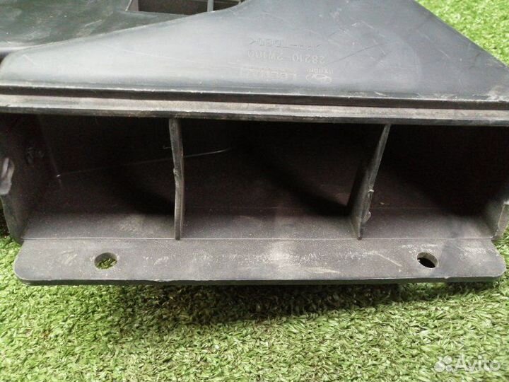 Воздухозаборник передний Hyundai Santa Fe 2012