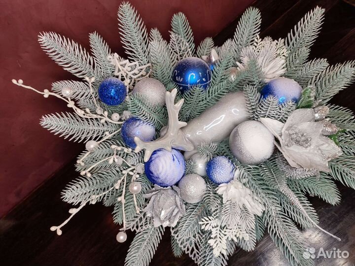 Новогодняя композиция с оленем