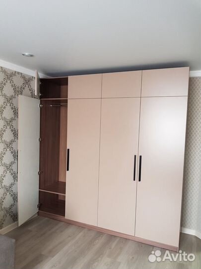 Встроенный шкаф