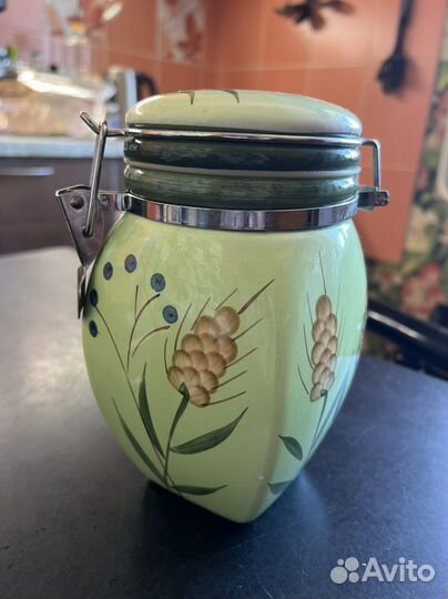 Емкость для сыпучих продуктов