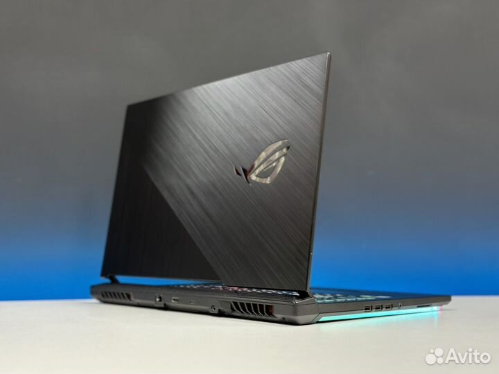 Asus Rog Strix 17.3