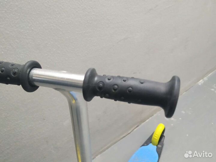 Самокат детский 2-4 года