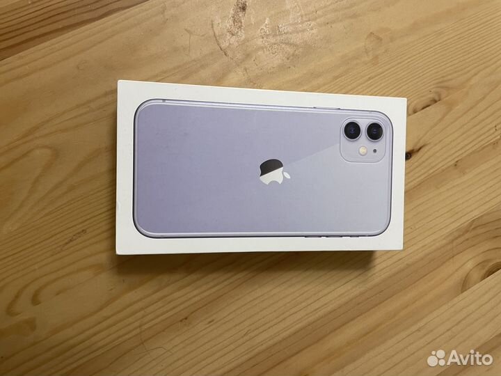 iPhone 11, 64 ГБ