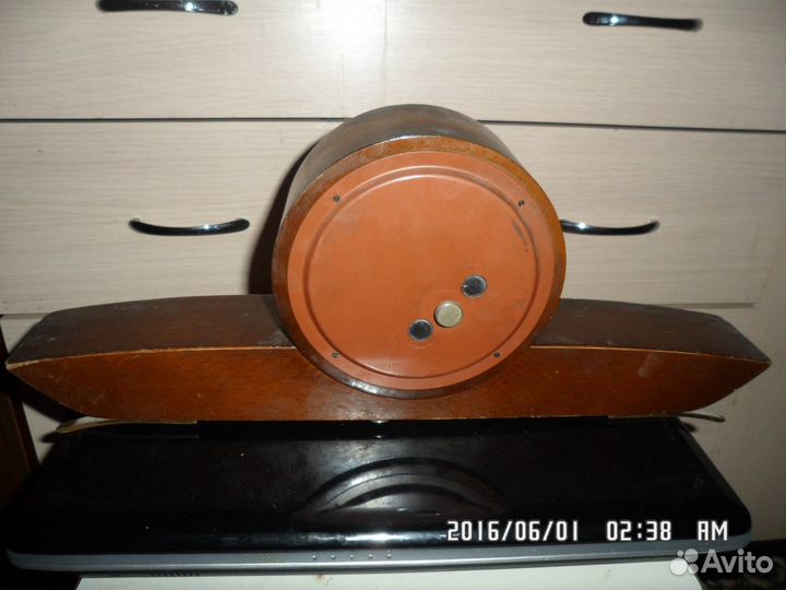 Настольные часы