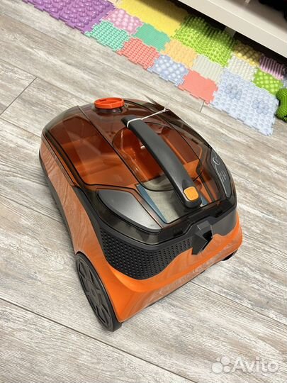 Thomas Cycloon Hybrid Family & Pets новый пылесос
